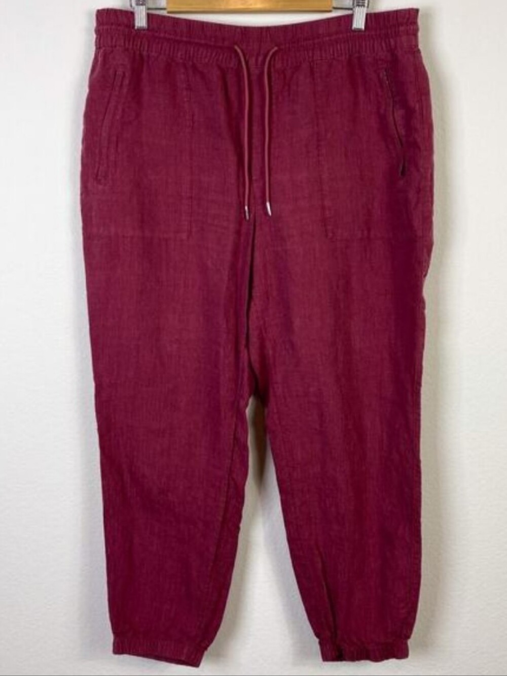 Athleta Retreat Linen Jogger in Coffeeberry